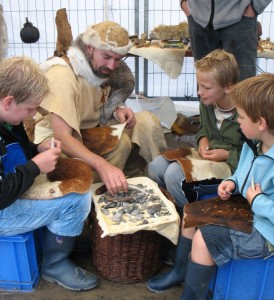 flint-knapping-for-kids